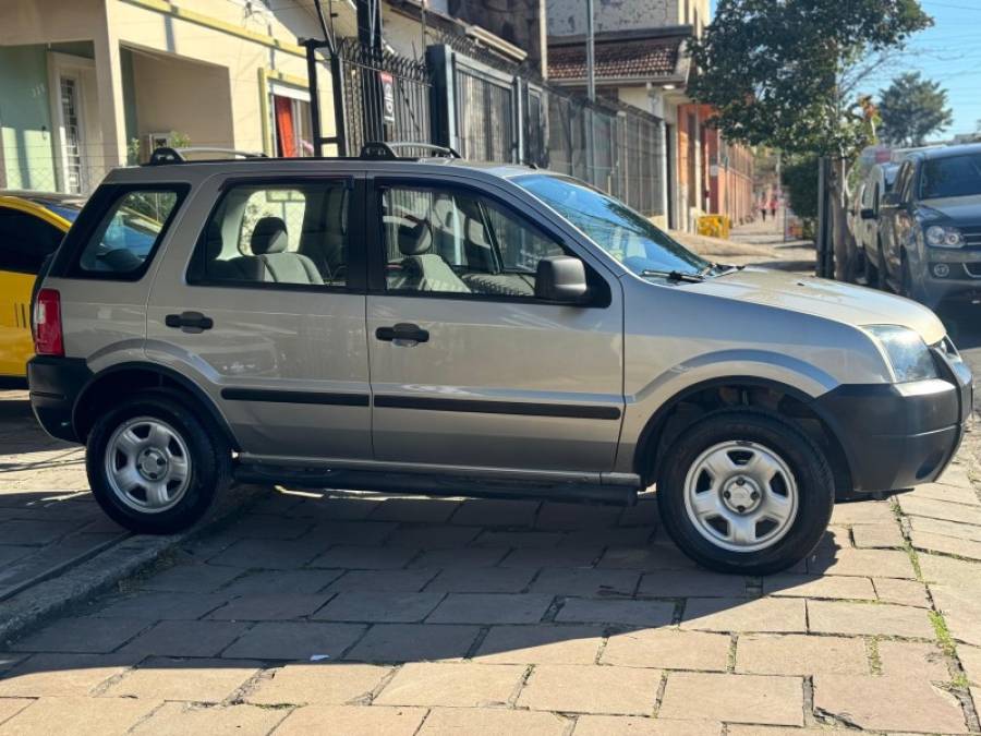 FORD - ECOSPORT - 2006/2007 - Prata - R$ 30.900,00