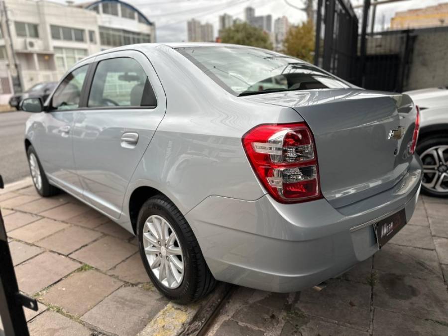 CHEVROLET - COBALT - 2012/2013 - Prata - R$ 41.900,00