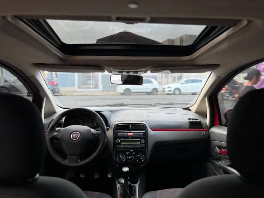 FIAT - PUNTO - 2008/2008 - Vermelha - R$ 37.900,00