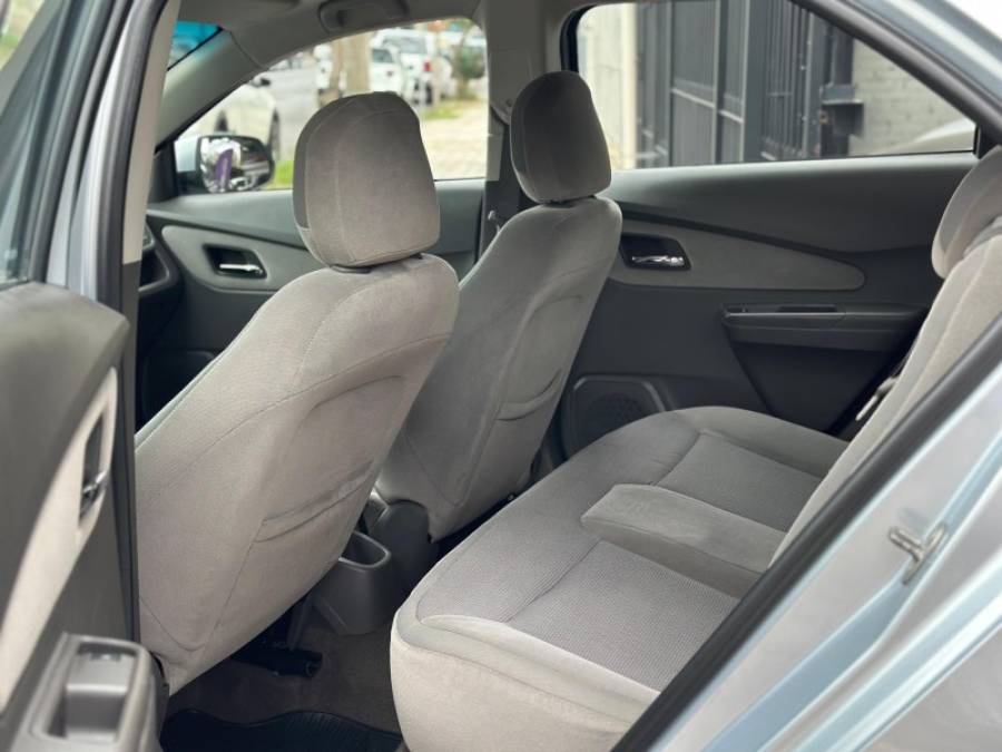 CHEVROLET - COBALT - 2012/2013 - Prata - R$ 41.900,00