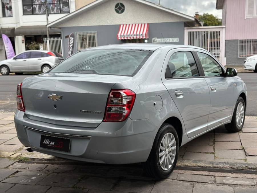 CHEVROLET - COBALT - 2012/2013 - Prata - R$ 41.900,00