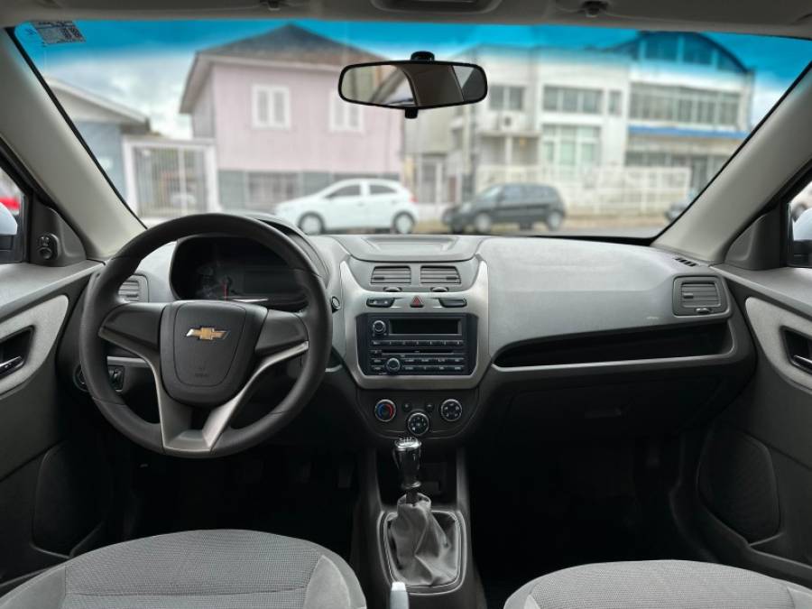 CHEVROLET - COBALT - 2012/2013 - Prata - R$ 41.900,00