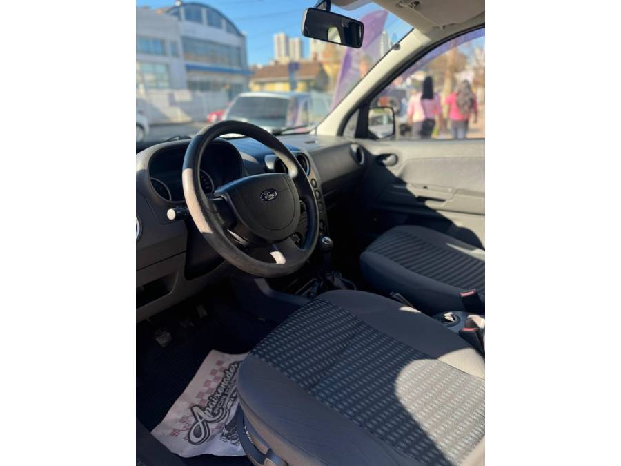 FORD - ECOSPORT - 2006/2007 - Prata - R$ 30.900,00