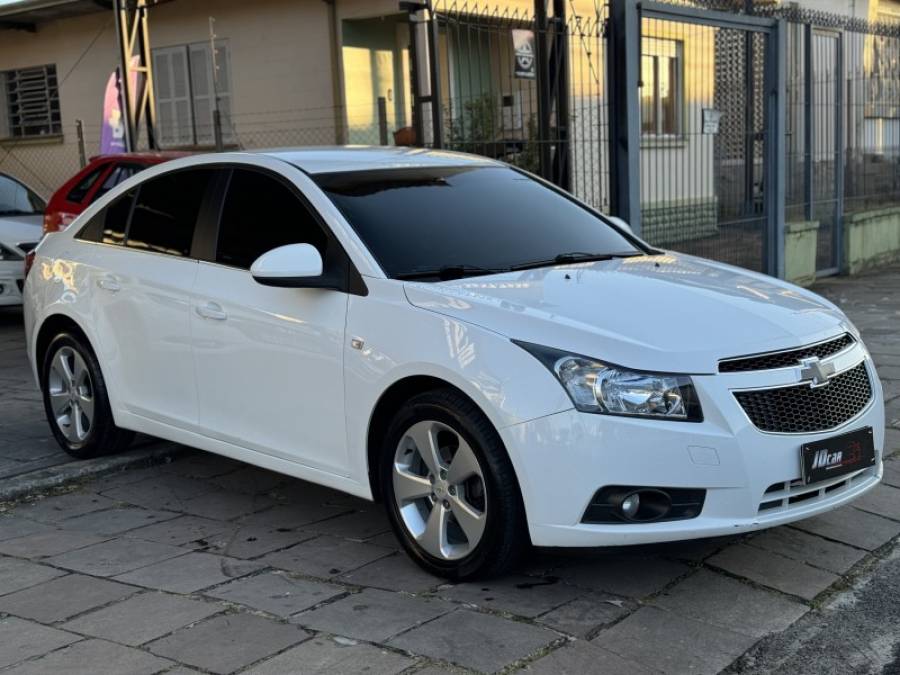 CHEVROLET - CRUZE - 2011/2012 - Branca - R$ 59.990,00