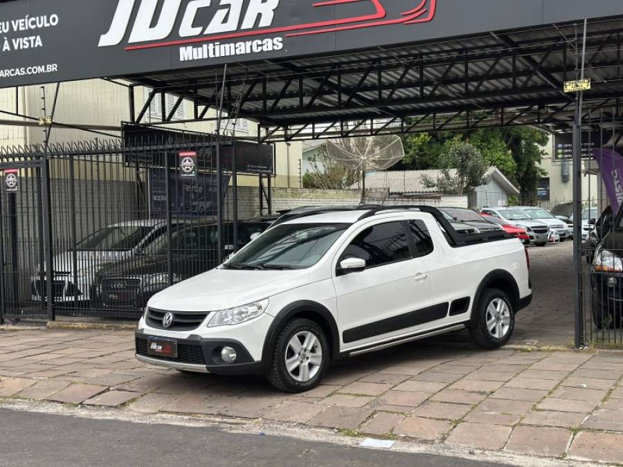 VOLKSWAGEN - SAVEIRO - 2011/2012 - Branca - R$ 54.900,00