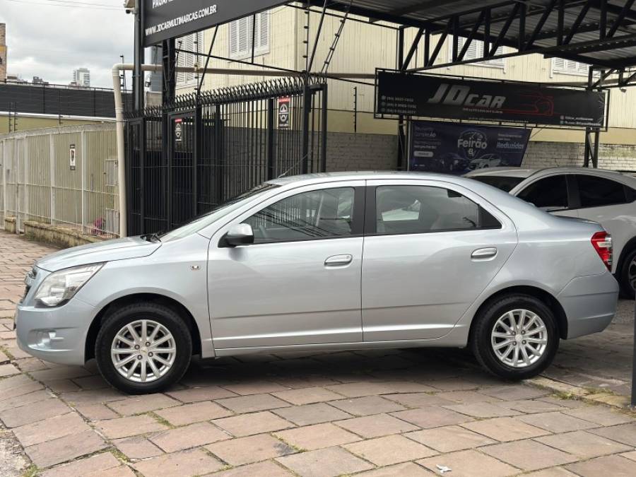 CHEVROLET - COBALT - 2012/2013 - Prata - R$ 41.900,00