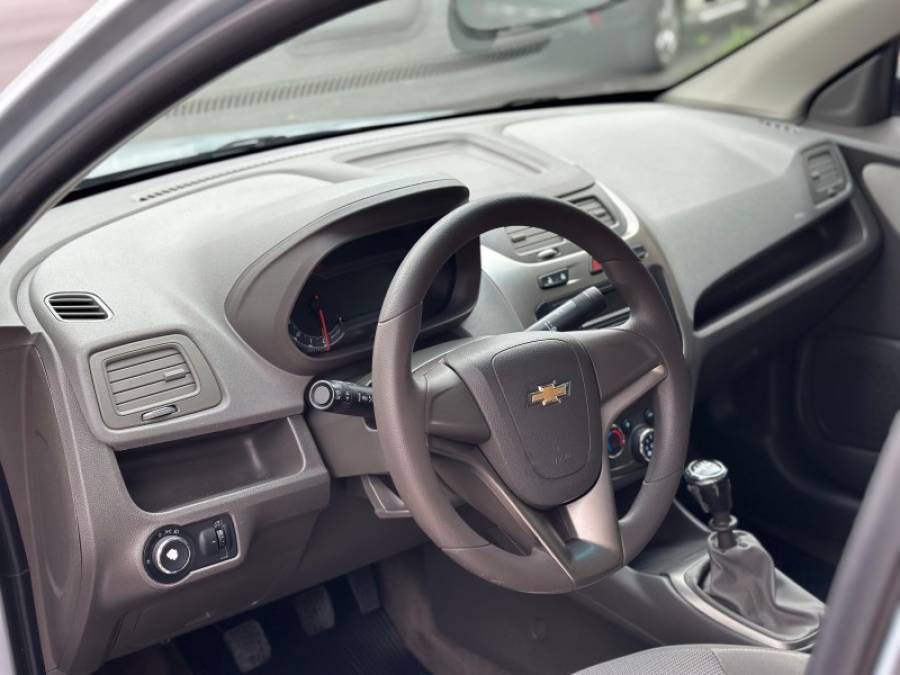 CHEVROLET - COBALT - 2012/2013 - Prata - R$ 41.900,00