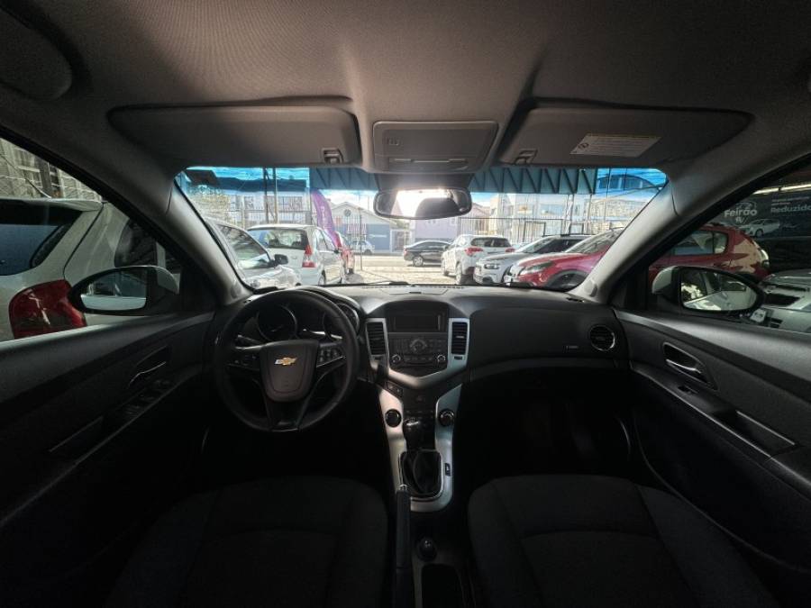 CHEVROLET - CRUZE - 2011/2012 - Branca - R$ 59.990,00
