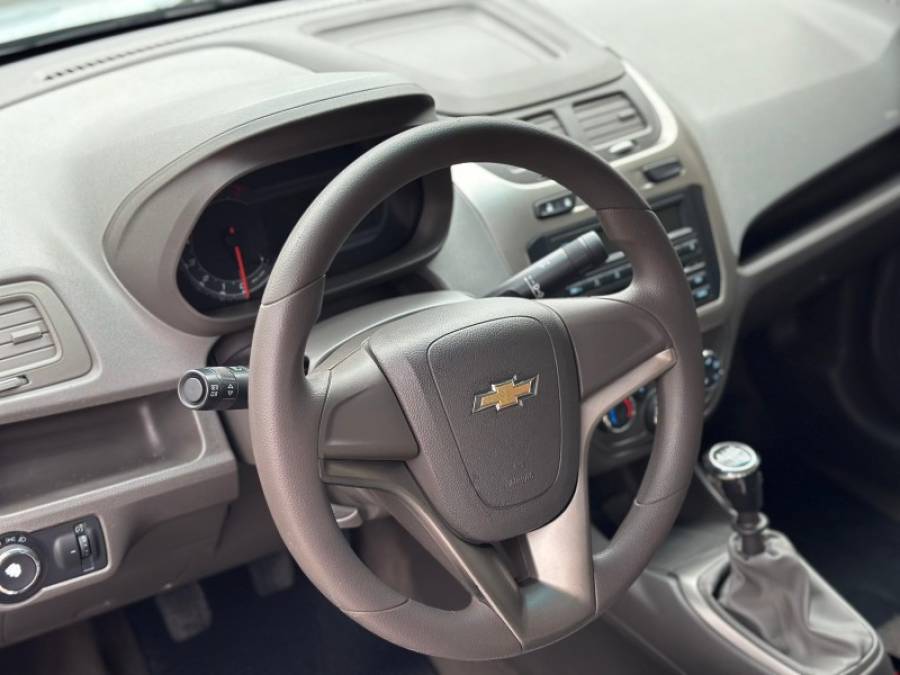 CHEVROLET - COBALT - 2012/2013 - Prata - R$ 41.900,00